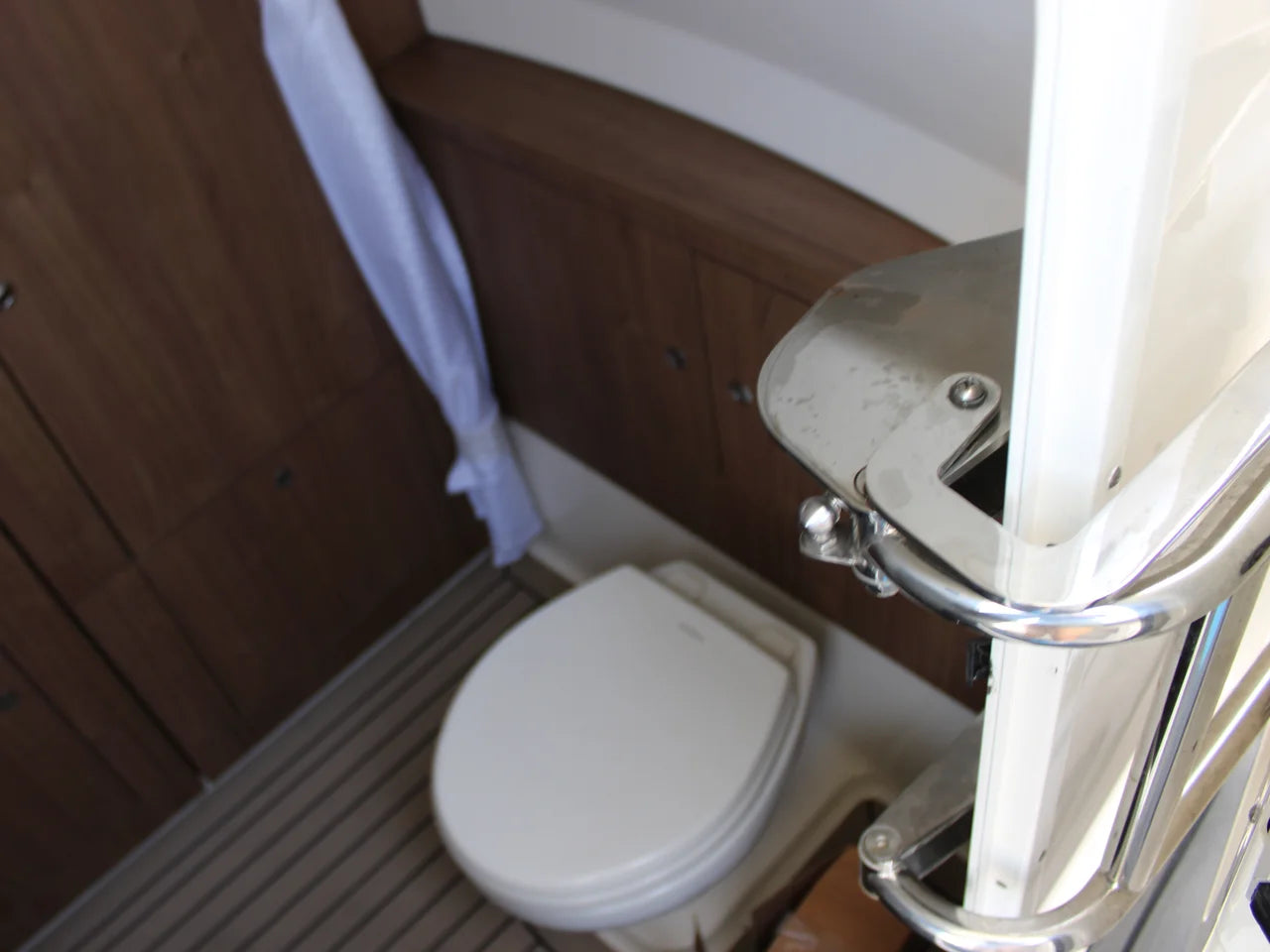 2020 Boston Whaler 350 Outrage 35.0 feet, Seabrook, TX #26