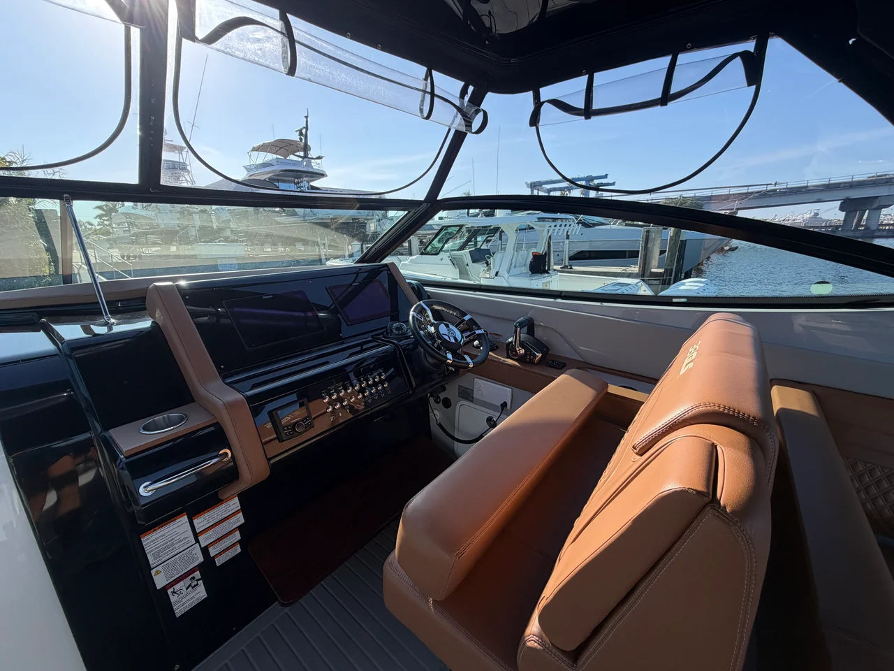 2024 Cruisers Yachts 38 GLS South Beach Outboard 38.0 feet, Stuart, Florida #25