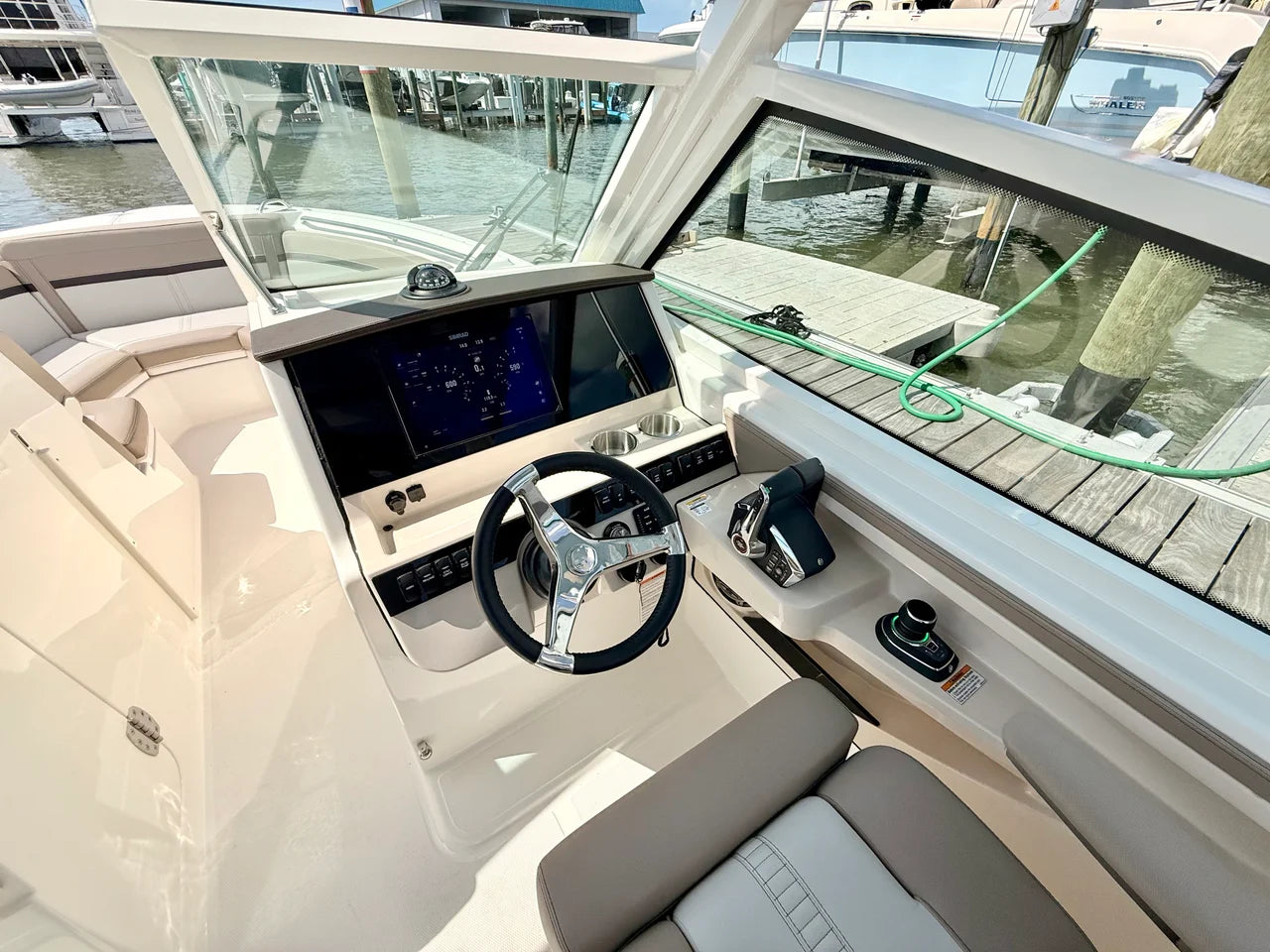 2026 Boston Whaler 280 Vantage 28.0 feet, St Petersburg, FL #45