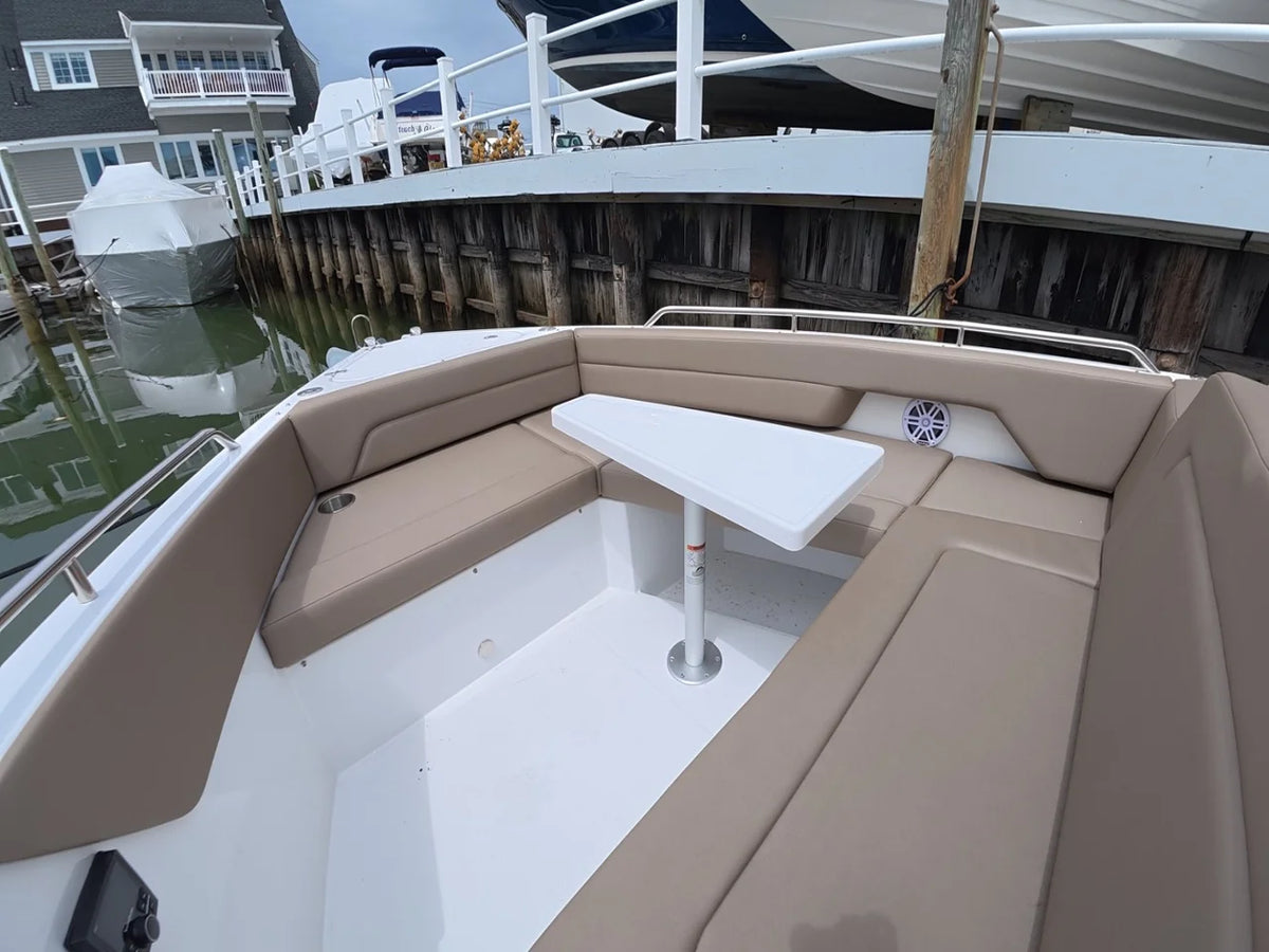 2026 Cruisers Yachts 38 VTR EC 38.0 feet, Somers Point, New Jersey #58