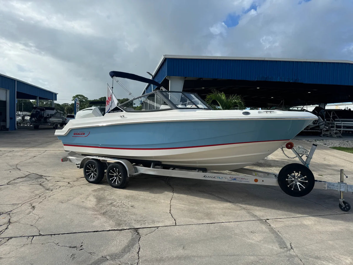 2026 Boston Whaler 210 Vantage 21.0 feet, Cocoa, Florida #1