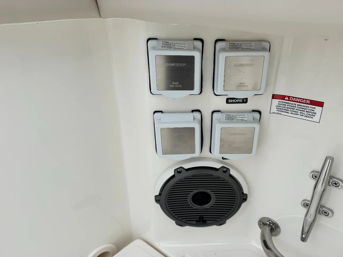 2026 Boston Whaler 325 Conquest 32.0 feet, Huntington, NY #55