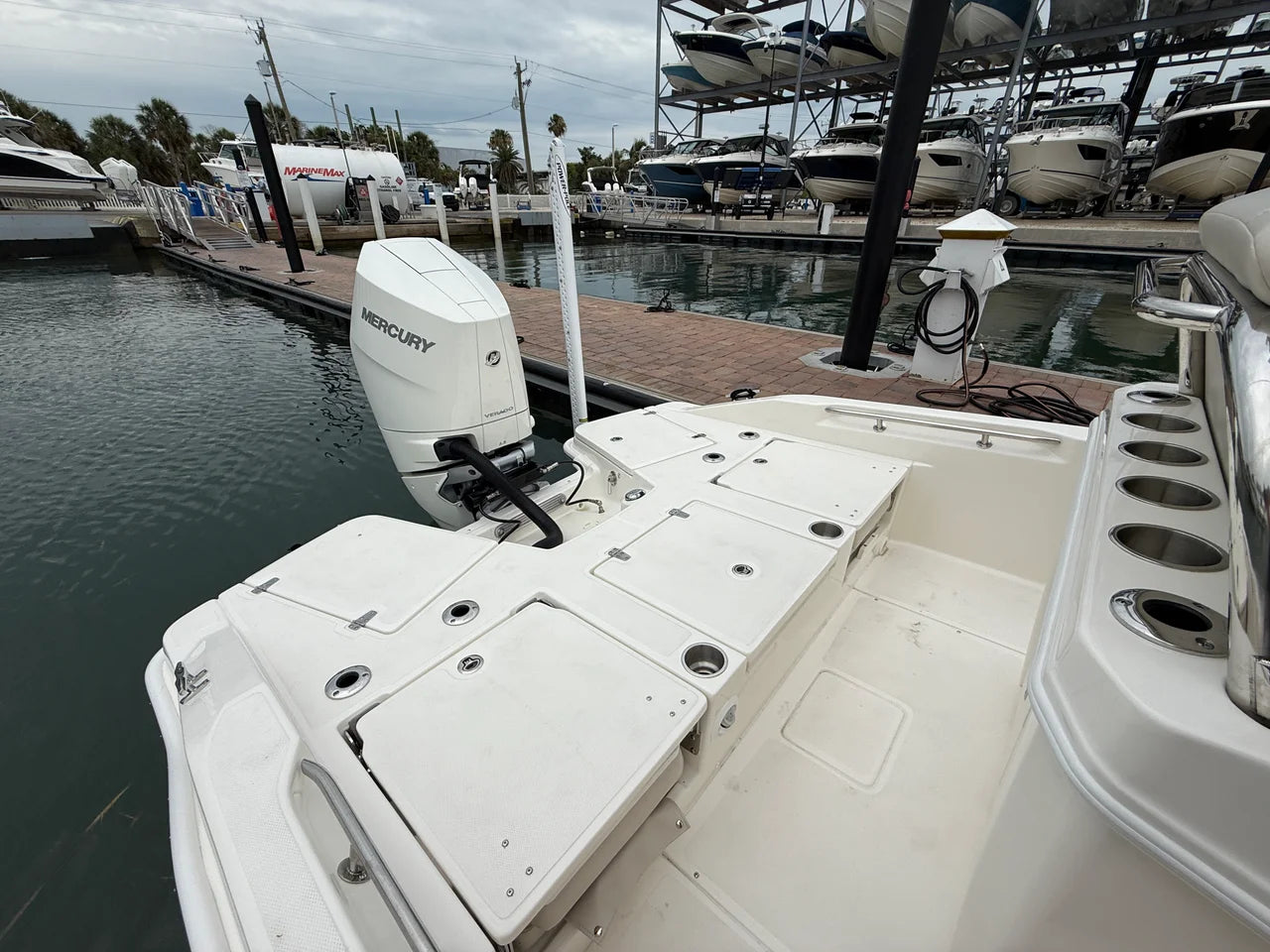 2026 Boston Whaler 250 Dauntless 25.0 feet, Sarasota, FL #17