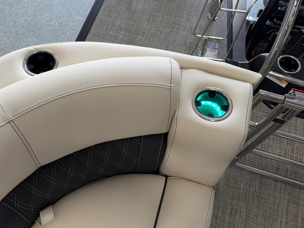 2027 Barletta LUSSO23QCSS 23.0 feet, Nisswa, Minnesota #77