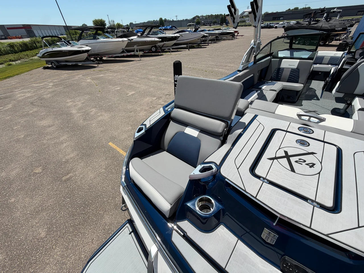 2022 Mastercraft X24 24.0 feet, Excelsior, Minnesota #10