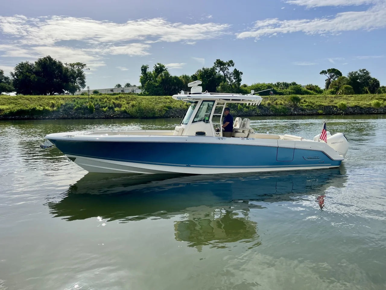 2020 Boston Whaler 330 OUTRAGE 33.0 feet, Venice, Florida #2