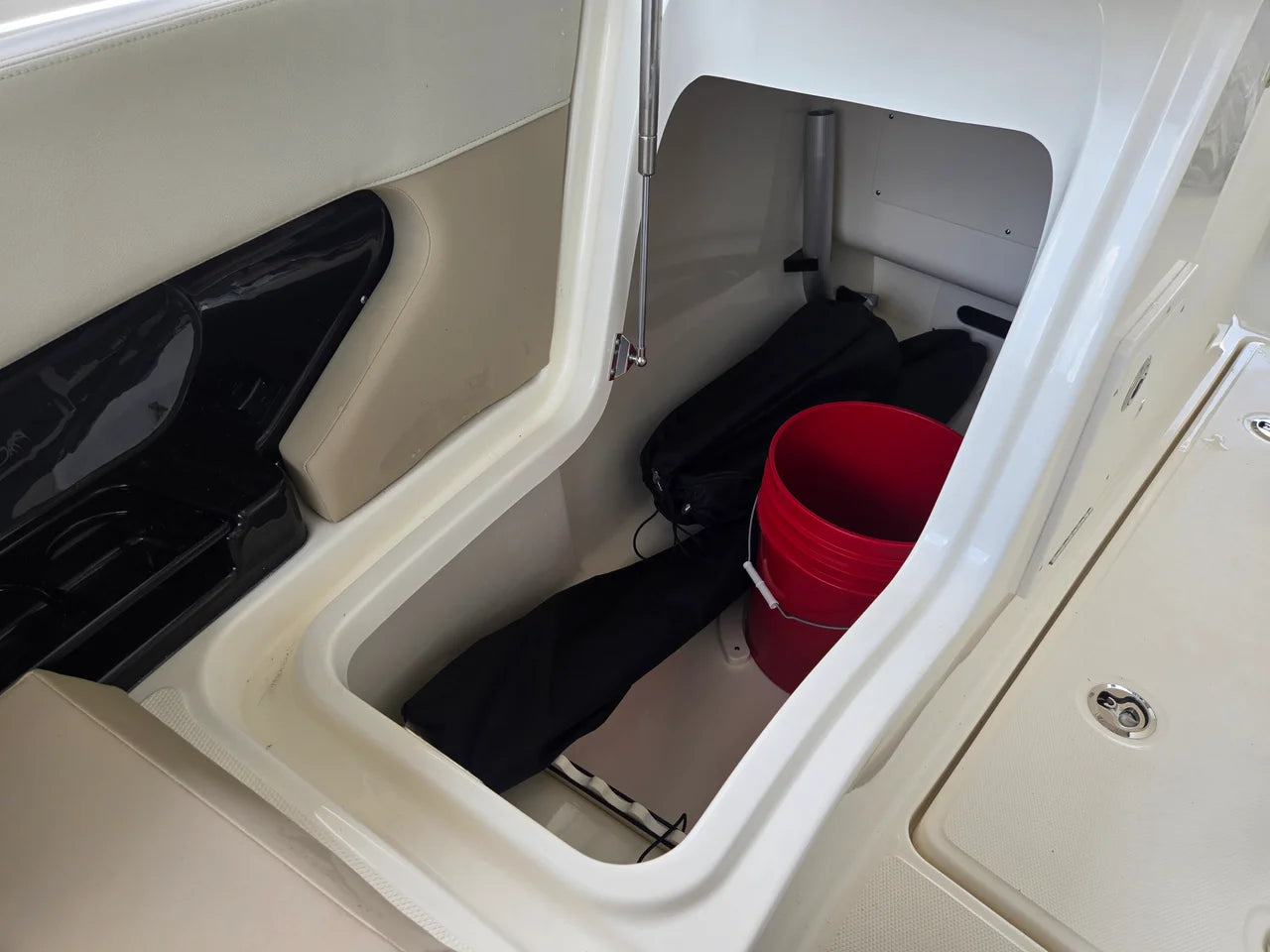 2026 Boston Whaler 240 Vantage 24.0 feet, Charleston, SC #19