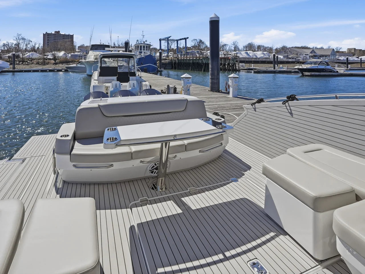 2026 Cruisers Yachts 50GLS OB 50.0 feet, Quincy, MA #14