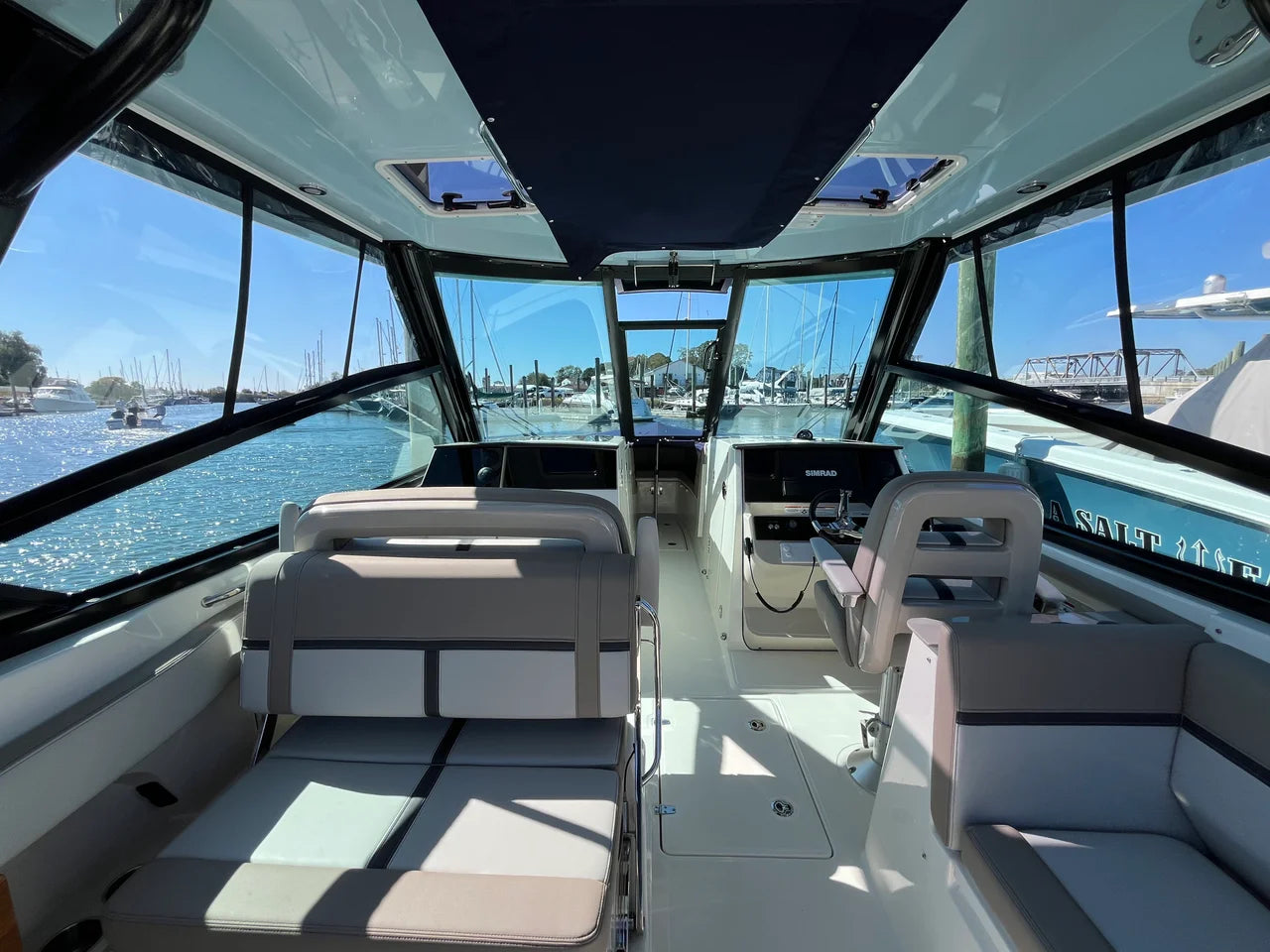 2025 Boston Whaler 330 Vantage 33.0 feet, Wakefield, RI #13