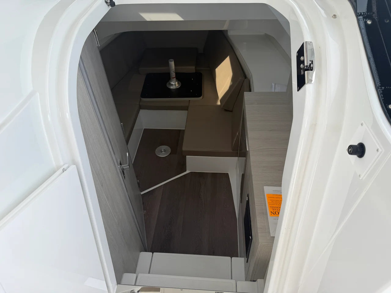 2026 Cruisers Yachts 38 VTR 38.0 feet, Lake Ozark, Missouri #25