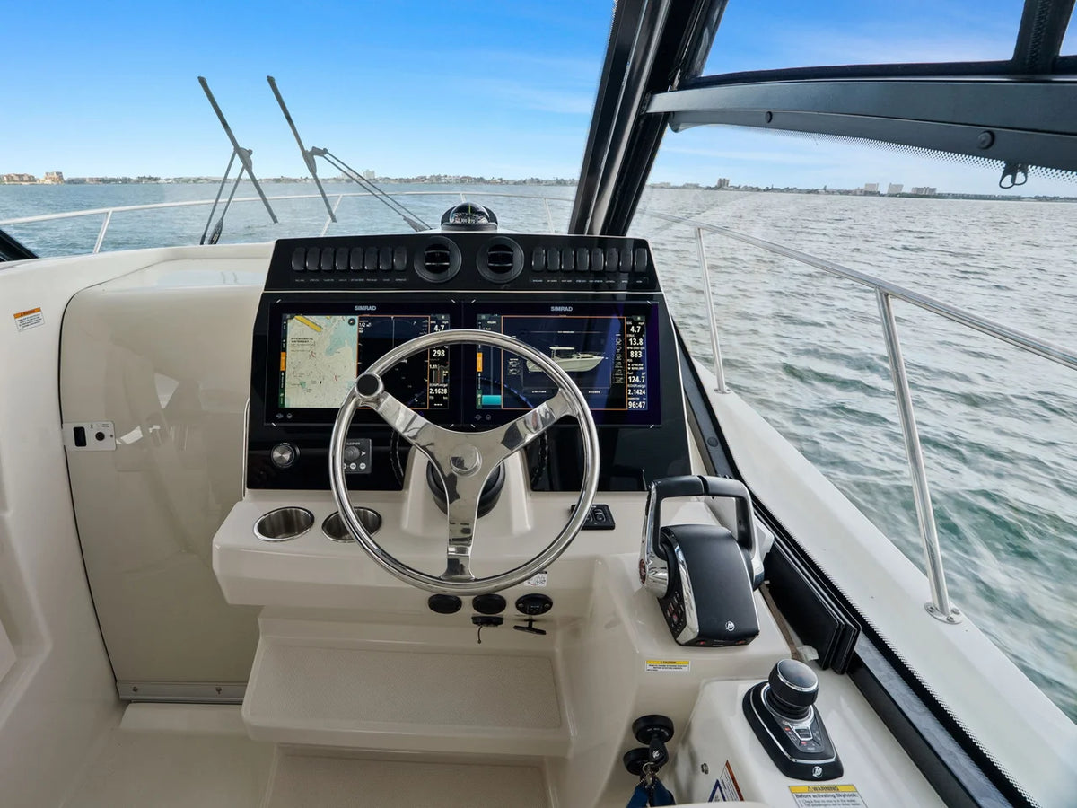 2023 Boston Whaler 325 CONQUEST 32.0 feet, St Petersburg, FL #46