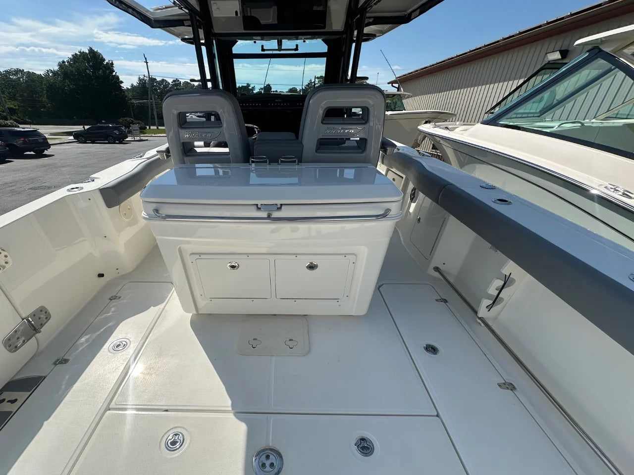 2024 Boston Whaler 330 Outrage 33.0 feet, Dennis, New Jersey #10