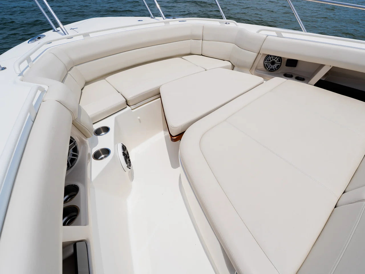 2023 Boston Whaler 350 Realm 35.0 feet, Clearwater, Florida #32