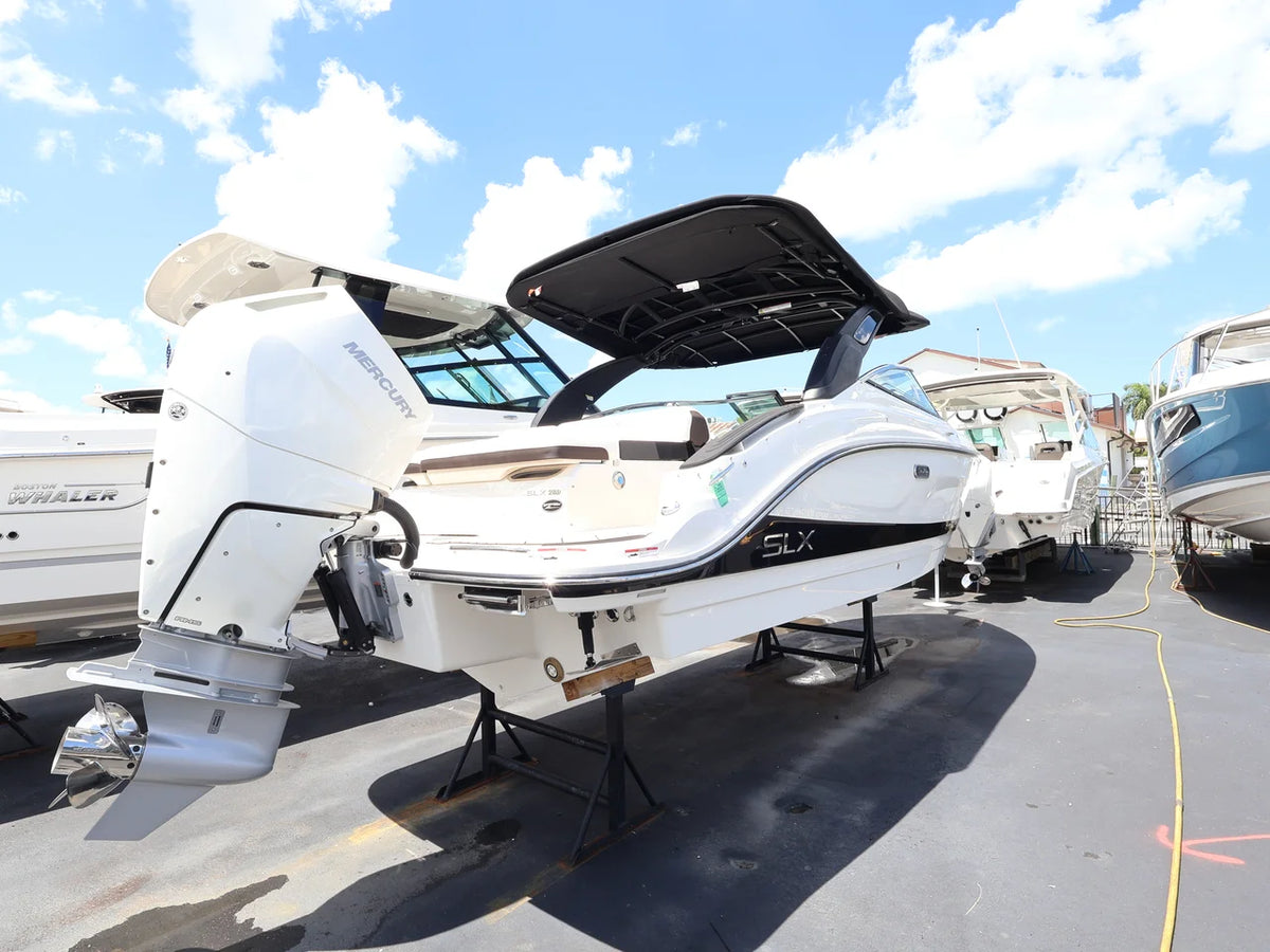 2027 Sea Ray SLX 260 Outboard 26.0 feet, Naples, Florida #3
