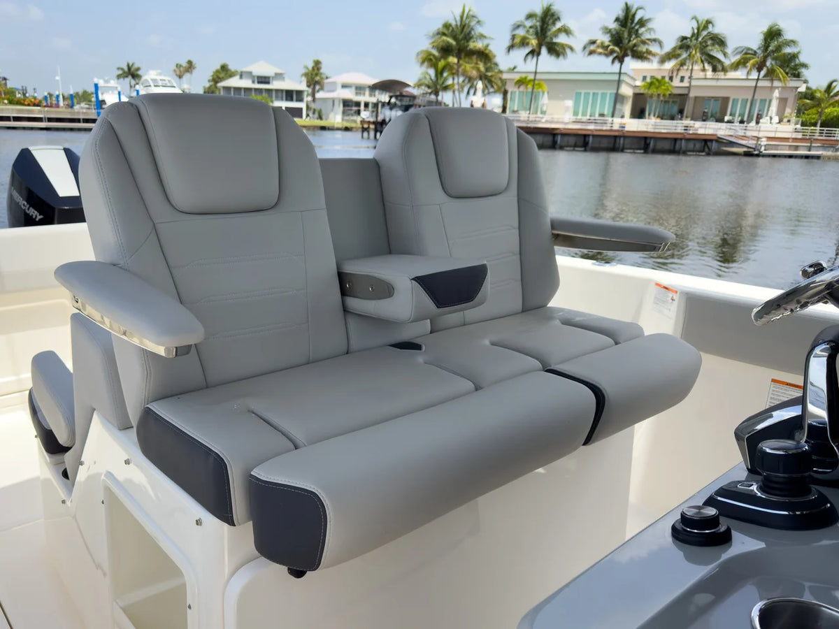 2026 Boston Whaler 330 Outrage 33.0 feet, Fort Myers, FL #14