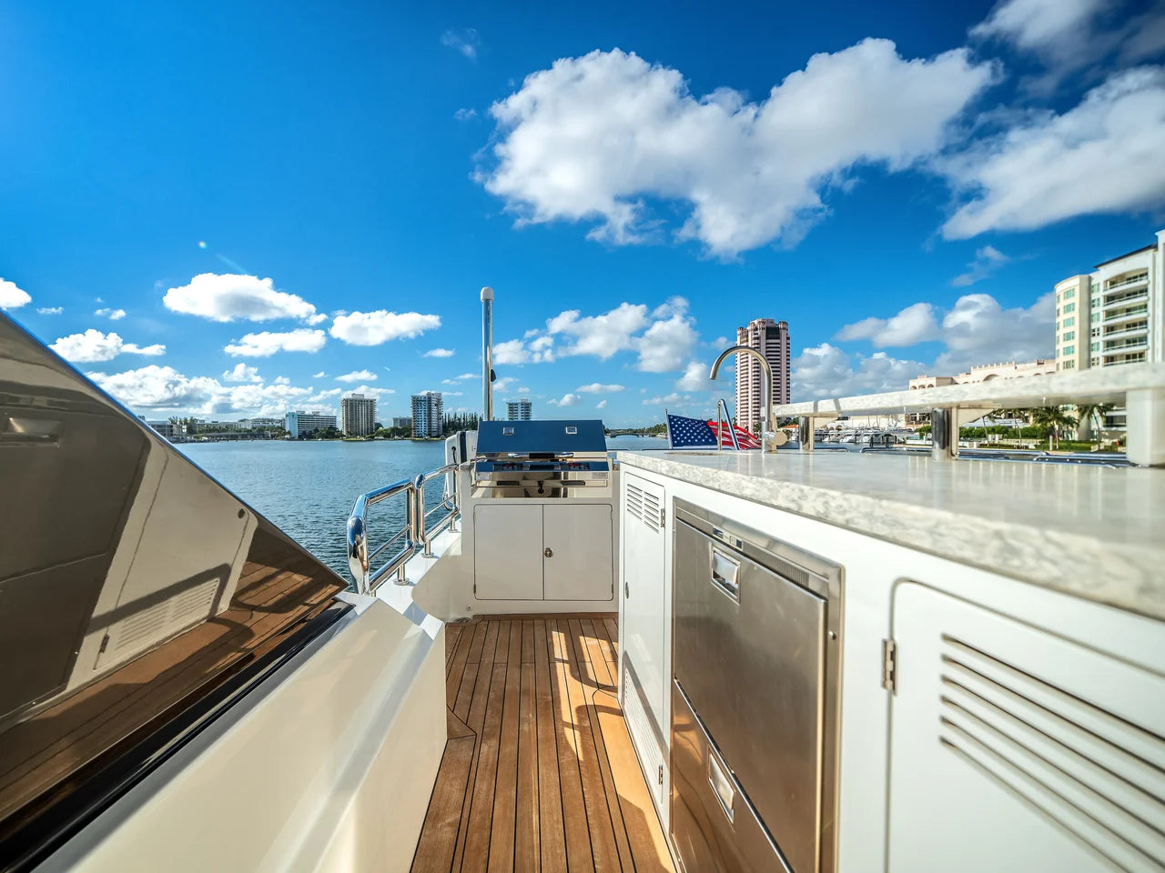 2022 Ocean Alexander 32L 106.0 feet, Boca Raton, FL #70