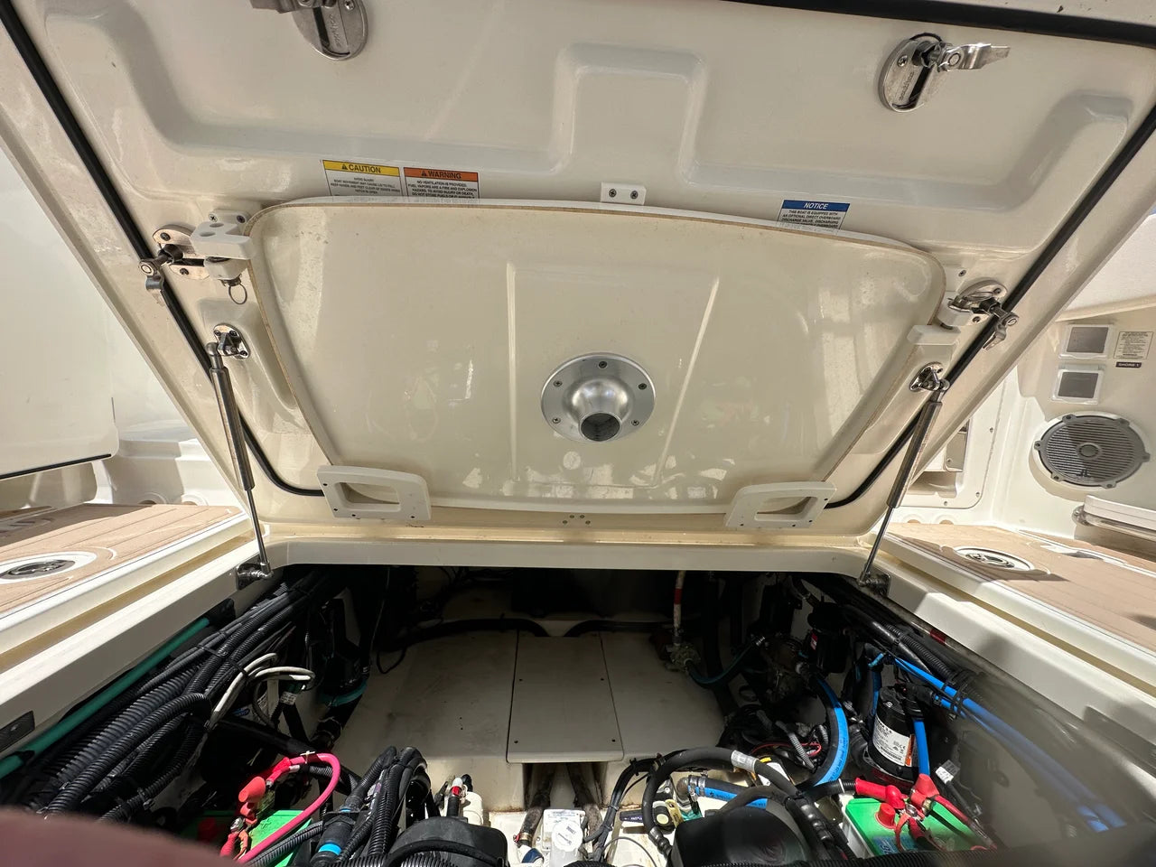 2017 Boston Whaler 320 VANTAGE 32.0 feet, Thunderbolt, GA #5