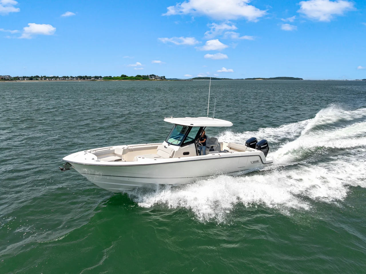 2026 Boston Whaler 330 Outrage 33.0 feet, Quincy, MA #5