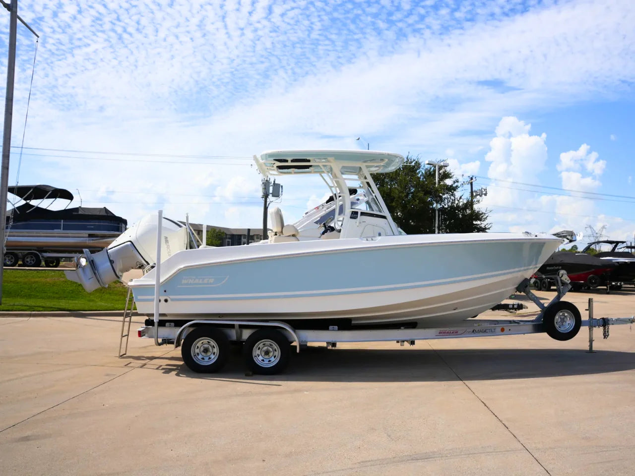 2026 Boston Whaler 230 Outrage 23.0 feet, Lewisville, TX #1