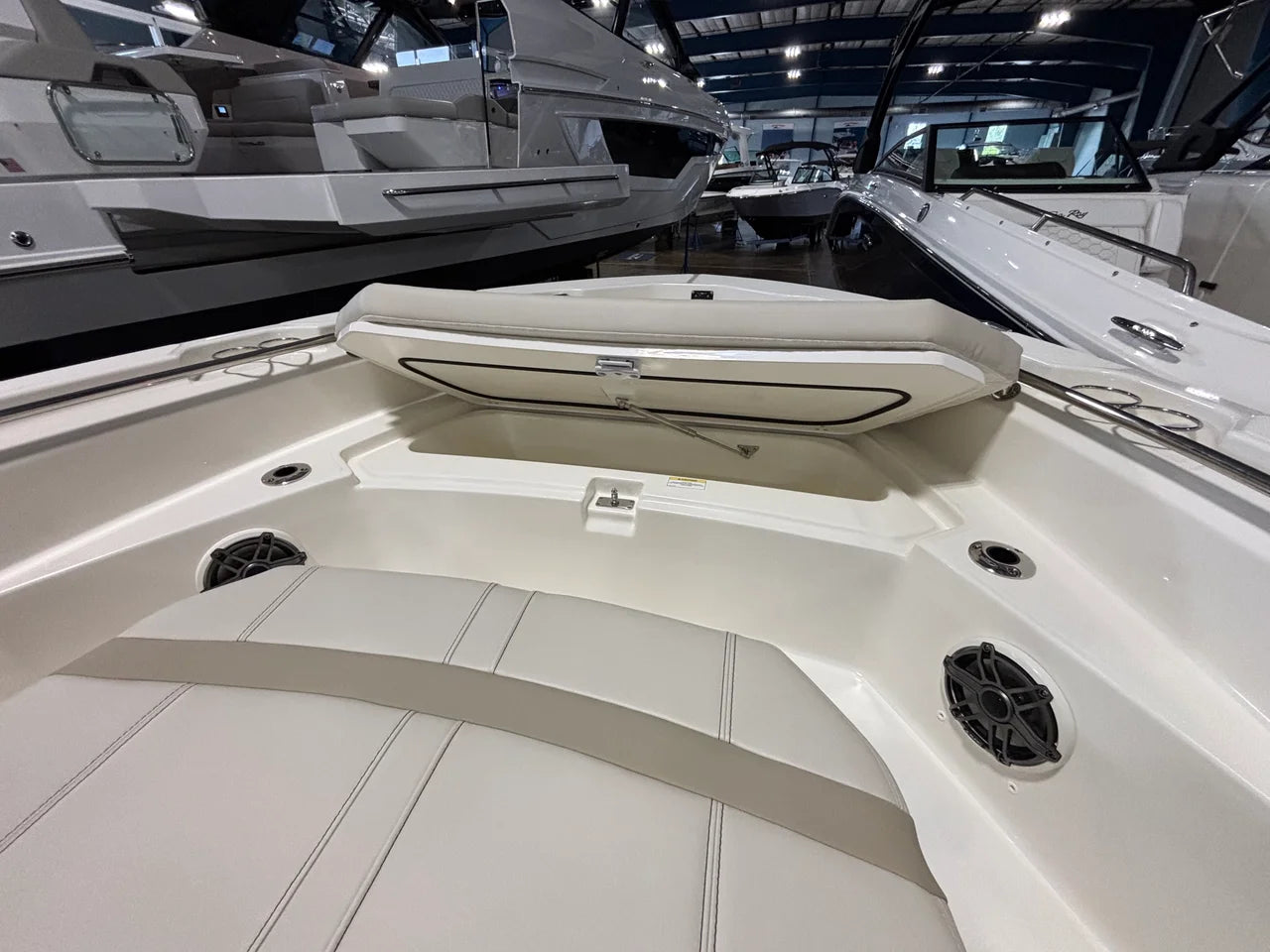 2026 Boston Whaler 220 Dauntless 22.0 feet, Clearwater, Florida #21