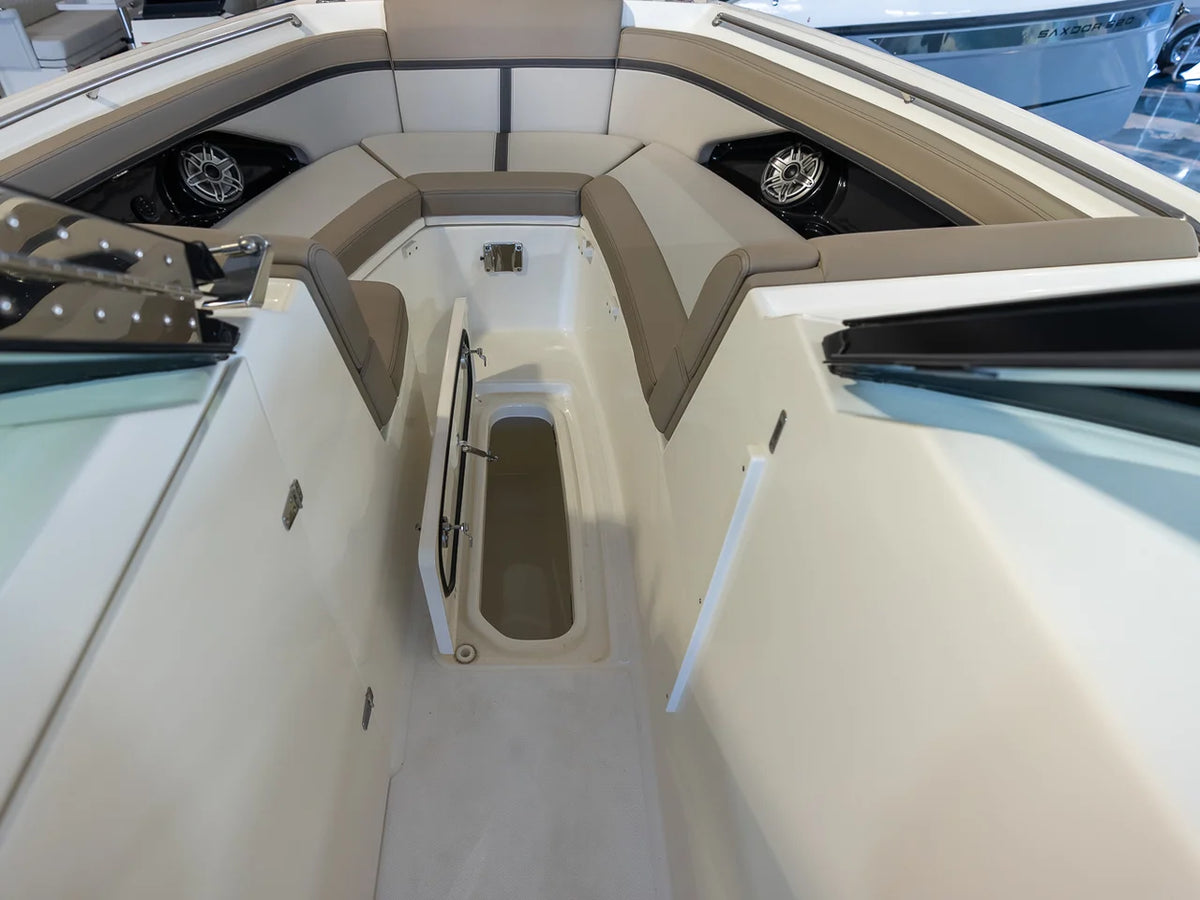 2026 Boston Whaler 330 Vantage 33.0 feet, Panama City, FL #22