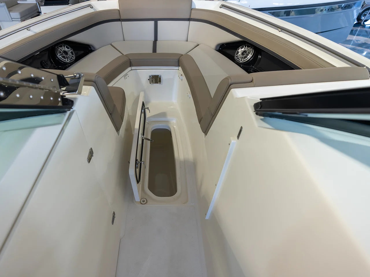 2026 Boston Whaler 330 Vantage 33.0 feet, Panama City, FL #22