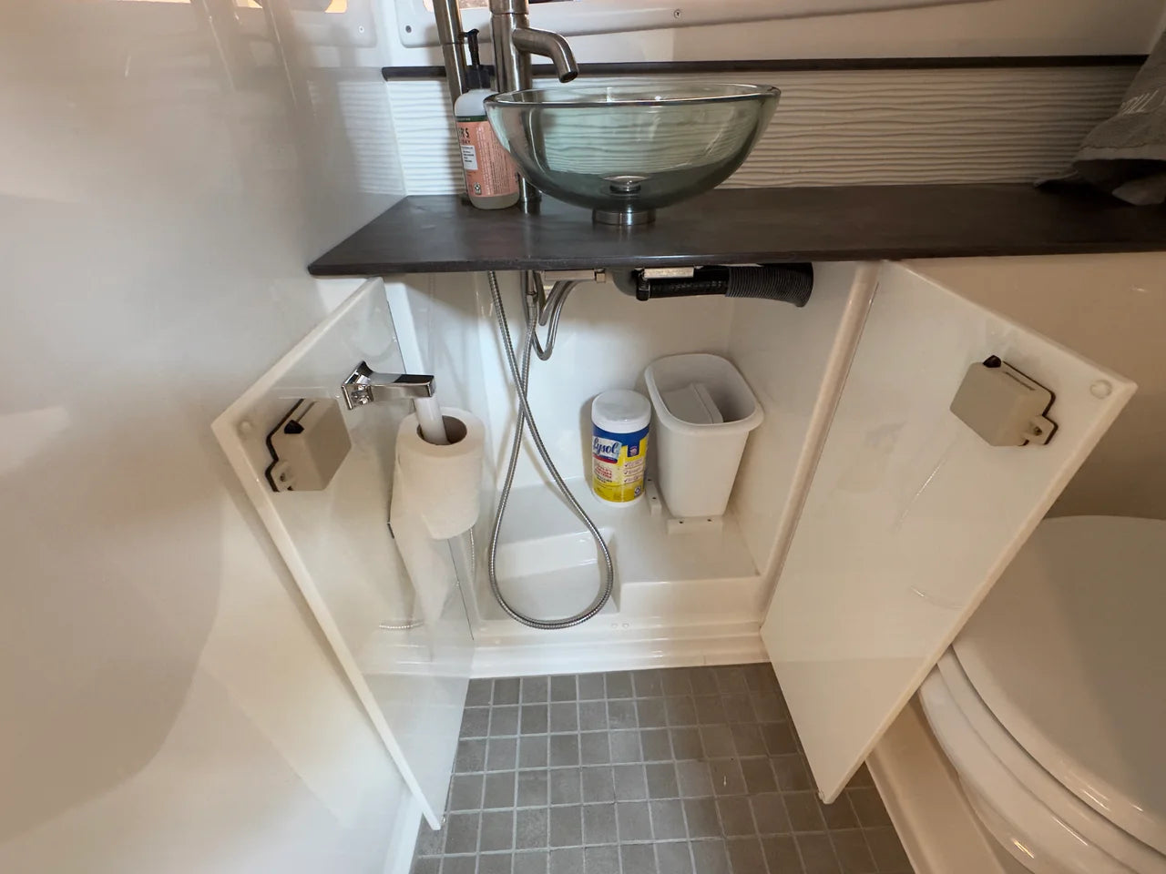 2021 Sea Ray 320 SUNDANCER OB 32.0 feet, Norwalk, Connecticut #89