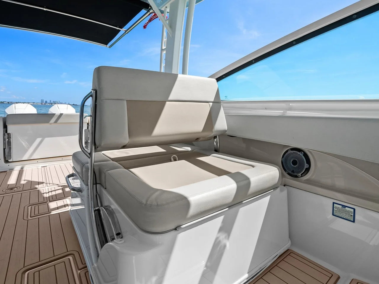 2022 Boston Whaler 280 VANTAGE 28.0 feet, St Petersburg, FL #44