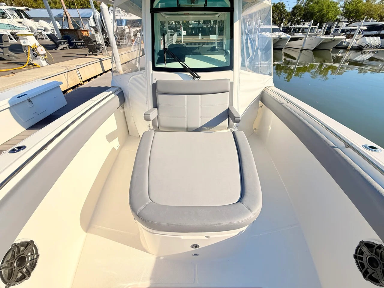 2026 Boston Whaler 330 Outrage 33.0 feet, St Petersburg, FL #25