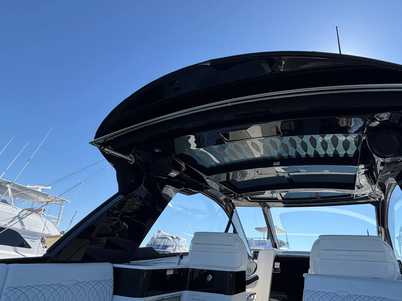 2026 Sea Ray Sundancer 370 Outboard 37.0 feet, Grasonville, MD #11