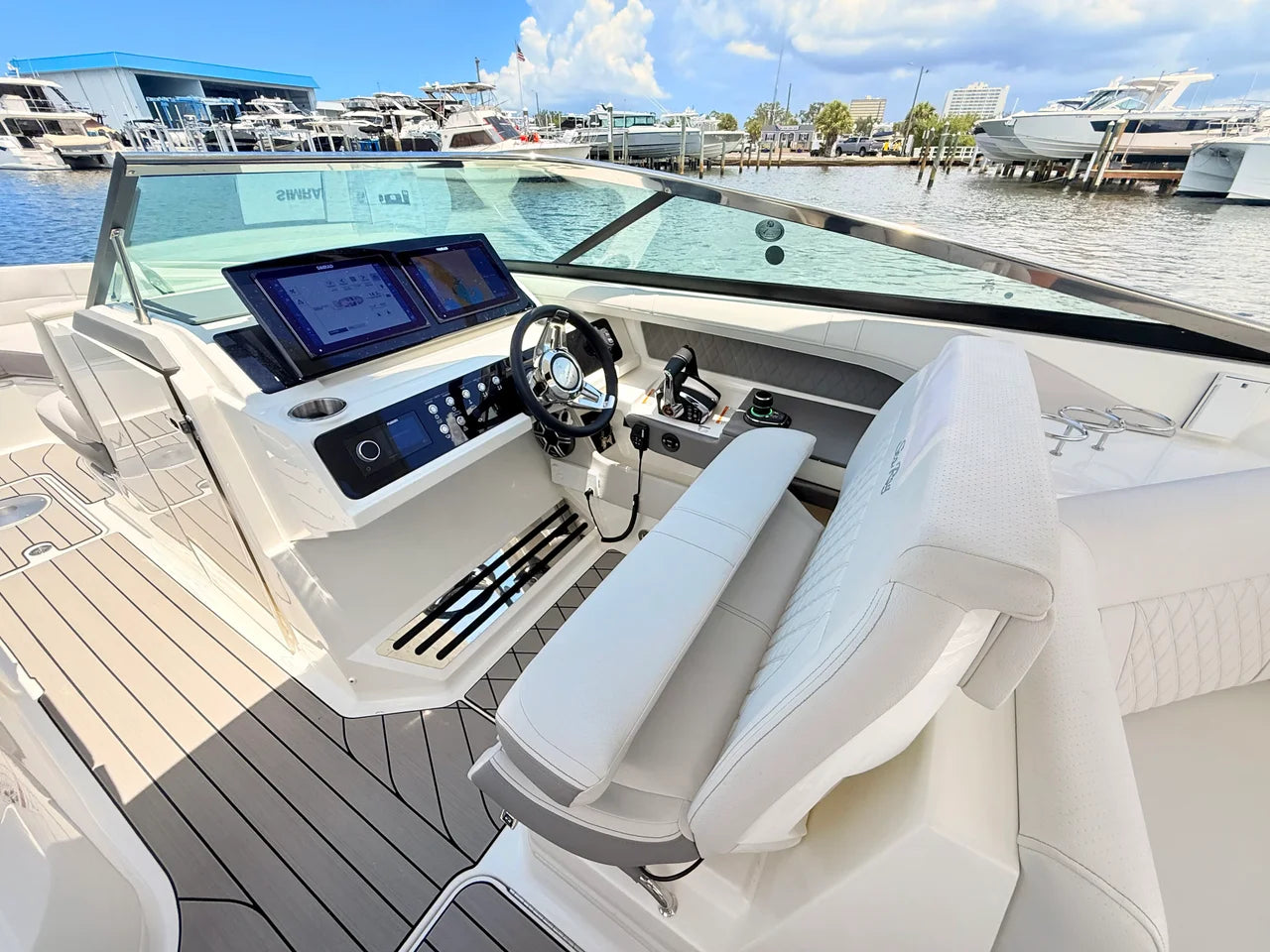 2026 Sea Ray SLX 310 Outboard 31.0 feet, St Petersburg, FL #51