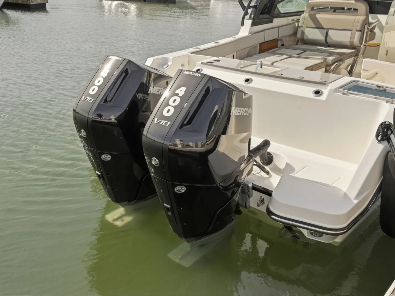 2026 Boston Whaler 330 Vantage 33.0 feet, Quincy, MA #6