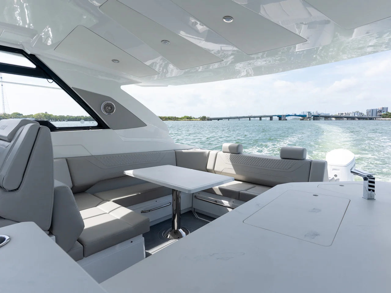 2026 Cruisers Yachts 42 GLS Outboard 42.0 feet, Miami, FL #17