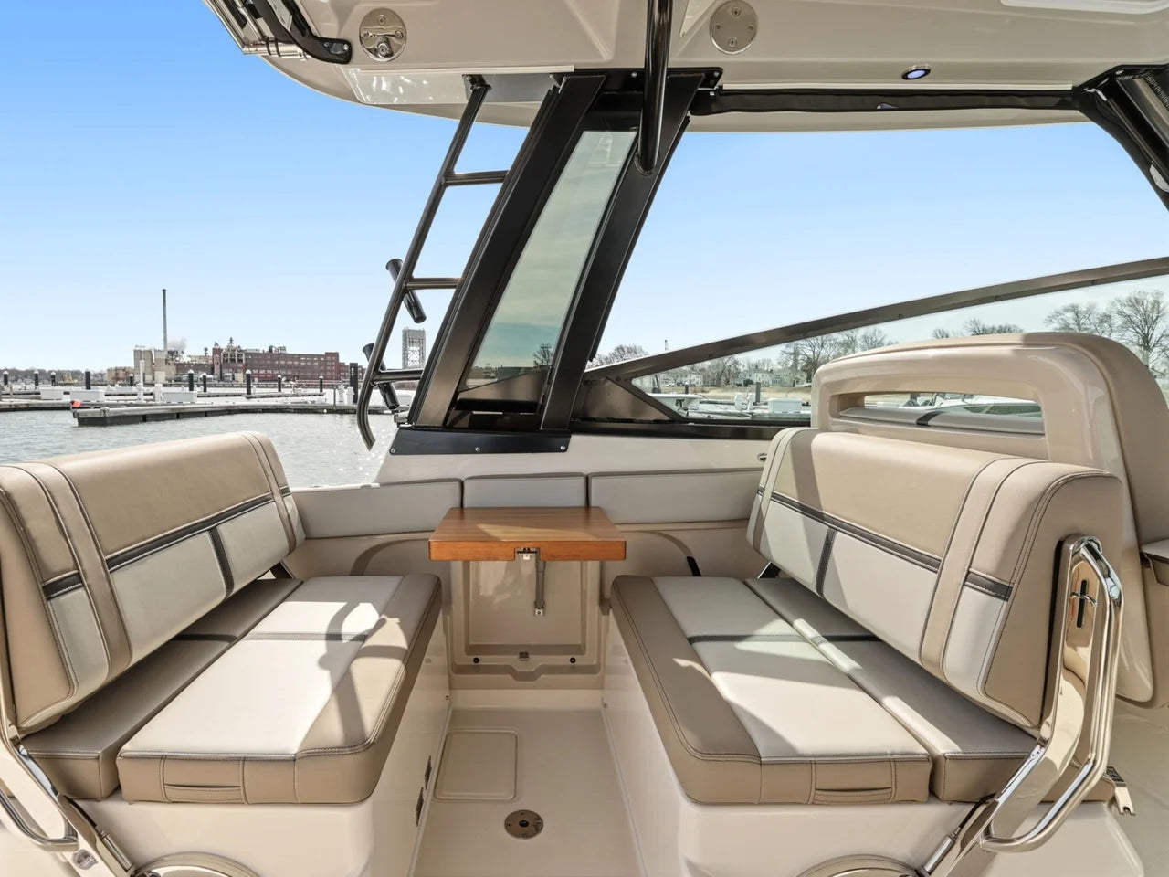 2026 Boston Whaler 330 Vantage 33.0 feet, Quincy, MA #14