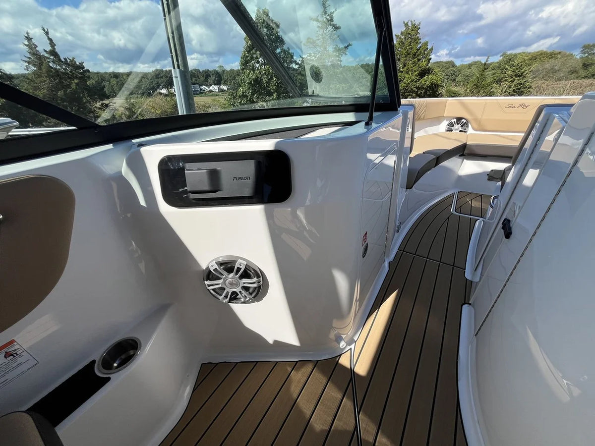 2026 Sea Ray SDX 250 Outboard 25.0 feet, Westbrook, Connecticut #13