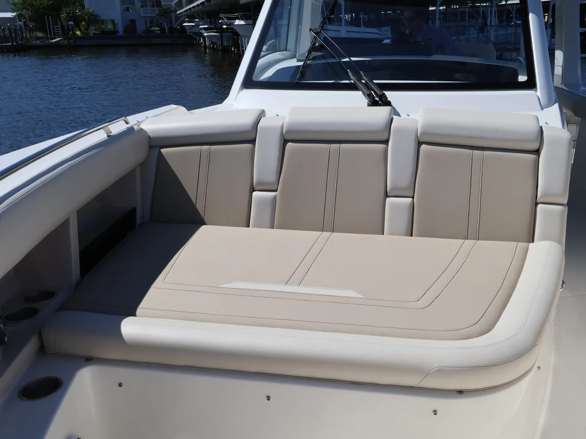 2027 Boston Whaler 350 Realm 35.0 feet, Naples, Florida #52