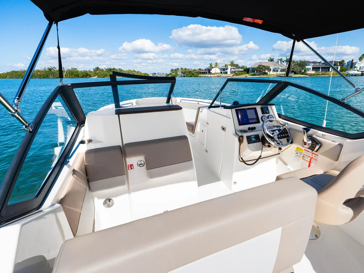 2026 Boston Whaler 210 Vantage 21.0 feet, Venice, Florida #34