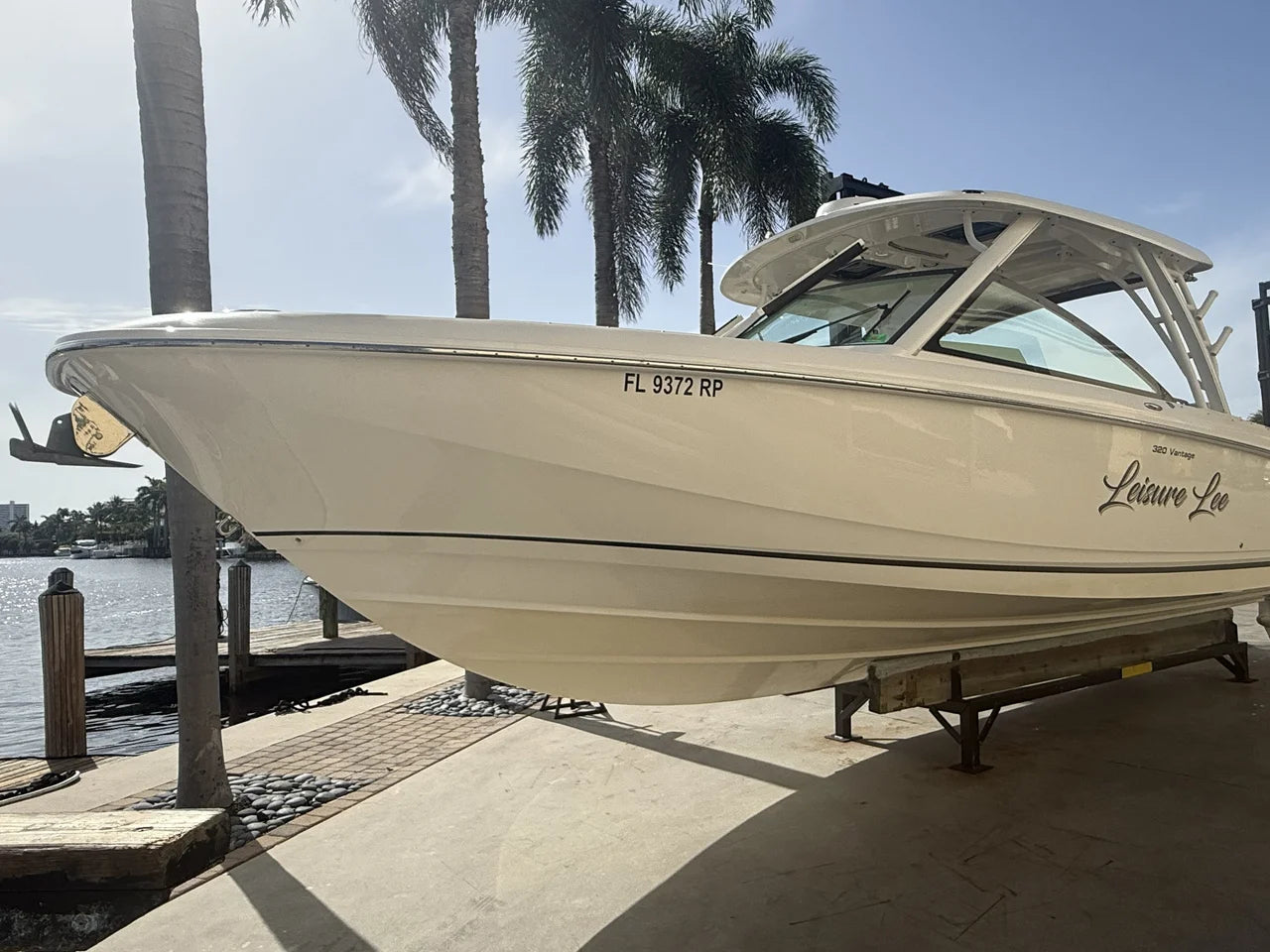 2018 Boston Whaler 320 VANTAGE 32.0 feet, Pompano Beach, Florida #7