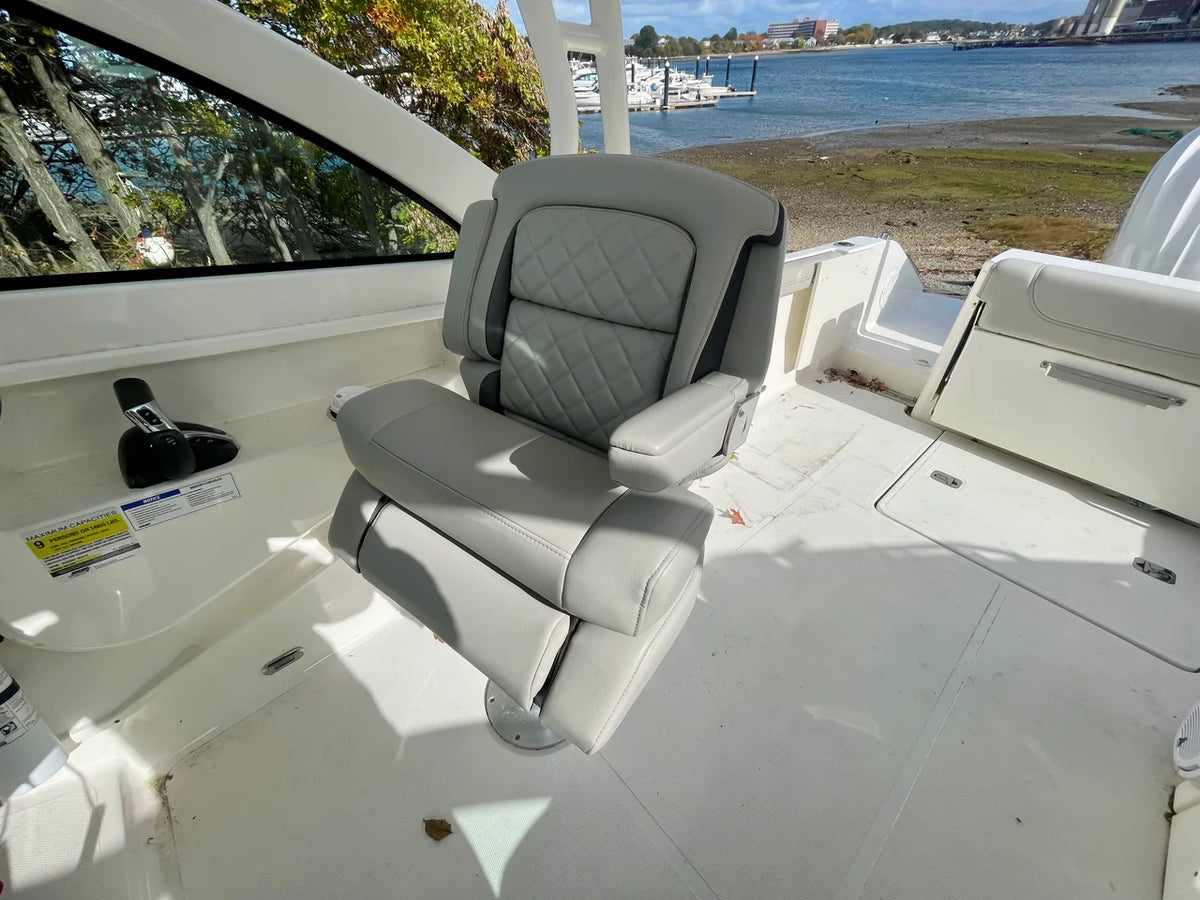 2022 Pursuit 246DC 24.0 feet, Quincy, MA #9