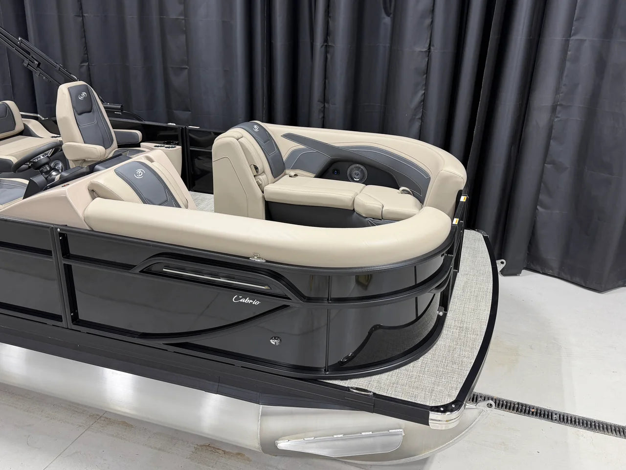 2027 Barletta CABRIO22UC 22.0 feet, Crosslake, Minnesota #7