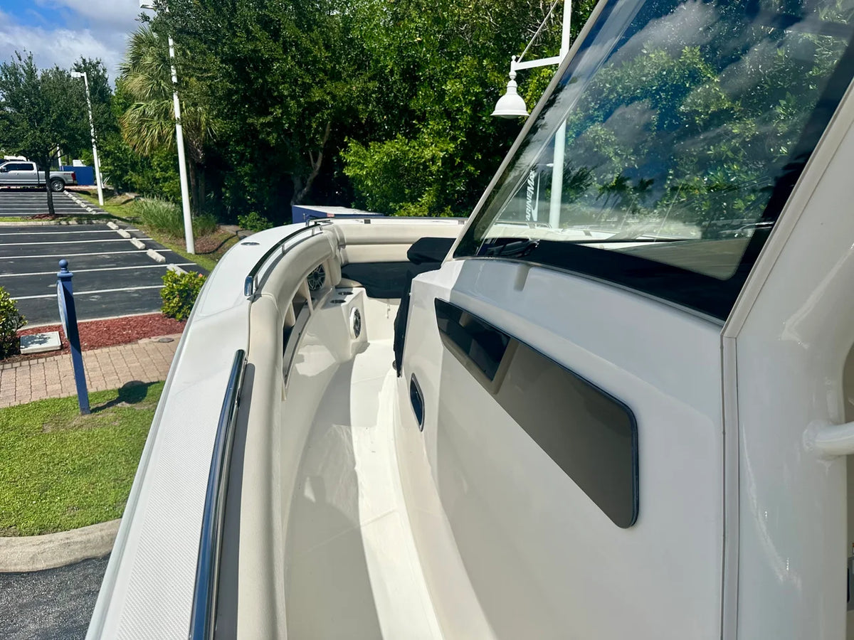 2021 Boston Whaler 350 REALM 35.0 feet, Fort Myers, FL #30