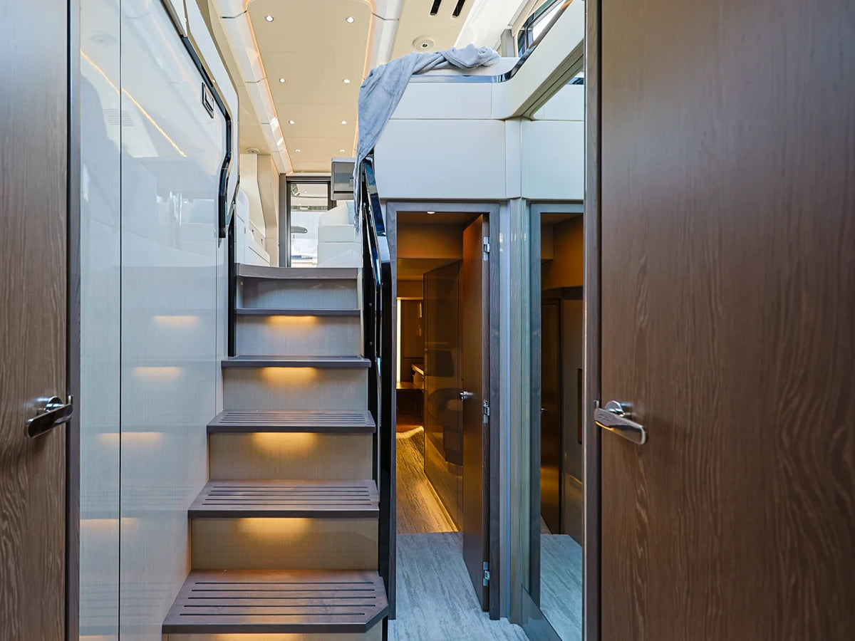 2027 Cruisers Yachts 57 FLY 57.0 feet, Seabrook, TX #43