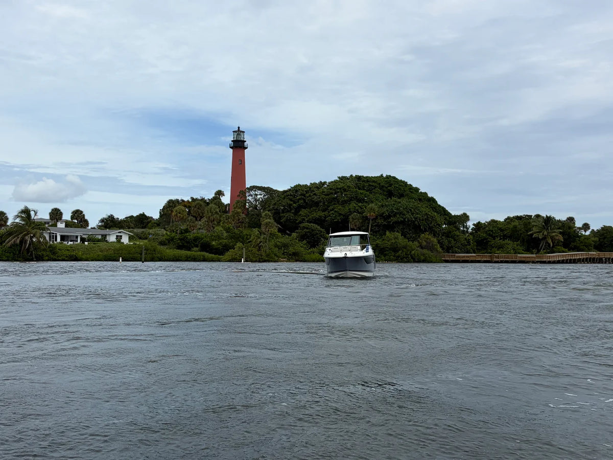 2027 Sea Ray Sundancer 320 Outboard 32.0 feet, Jupiter, Florida #13