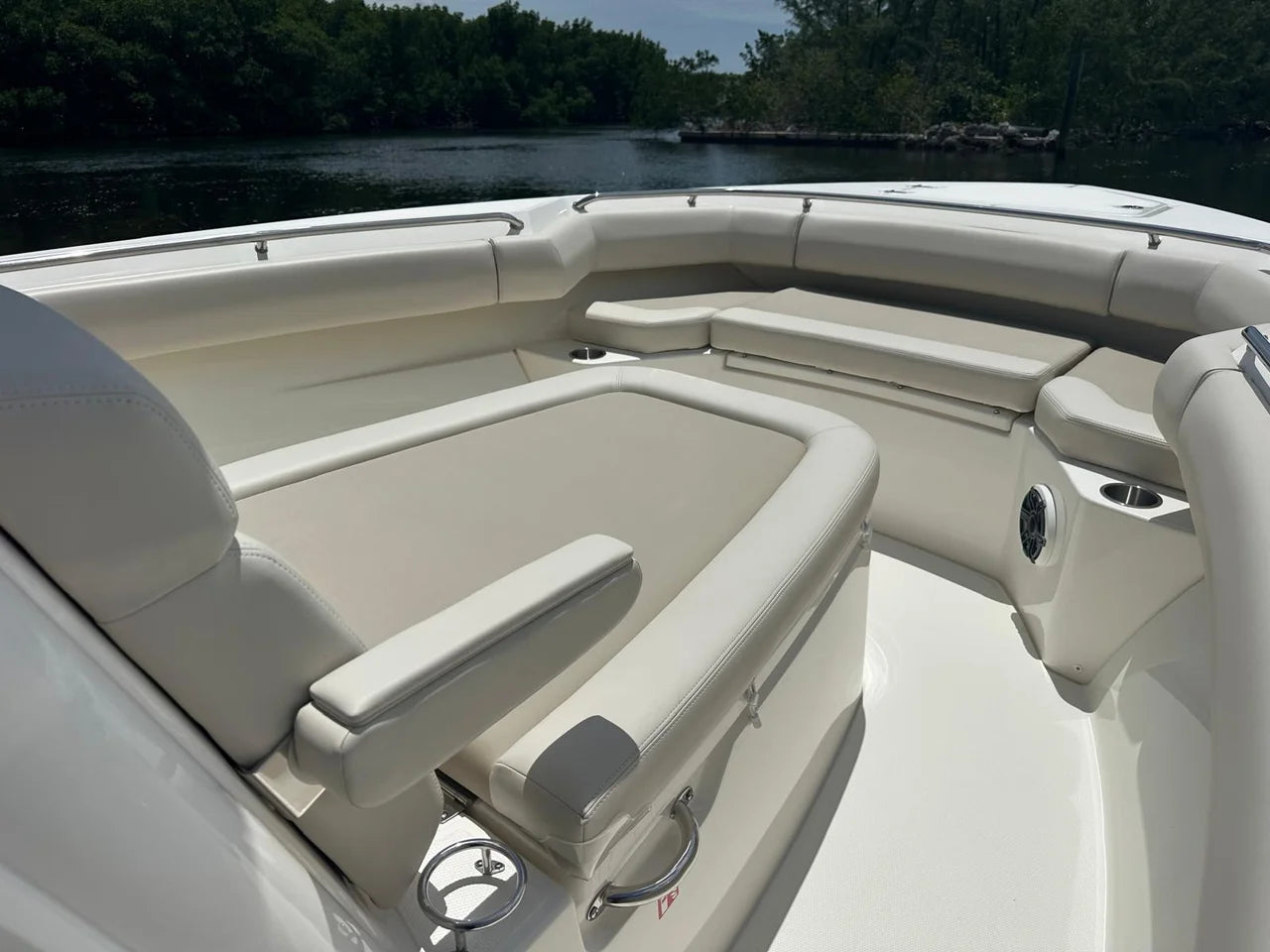 2026 Boston Whaler 280 Outrage 28.0 feet, Key Largo, FL #20