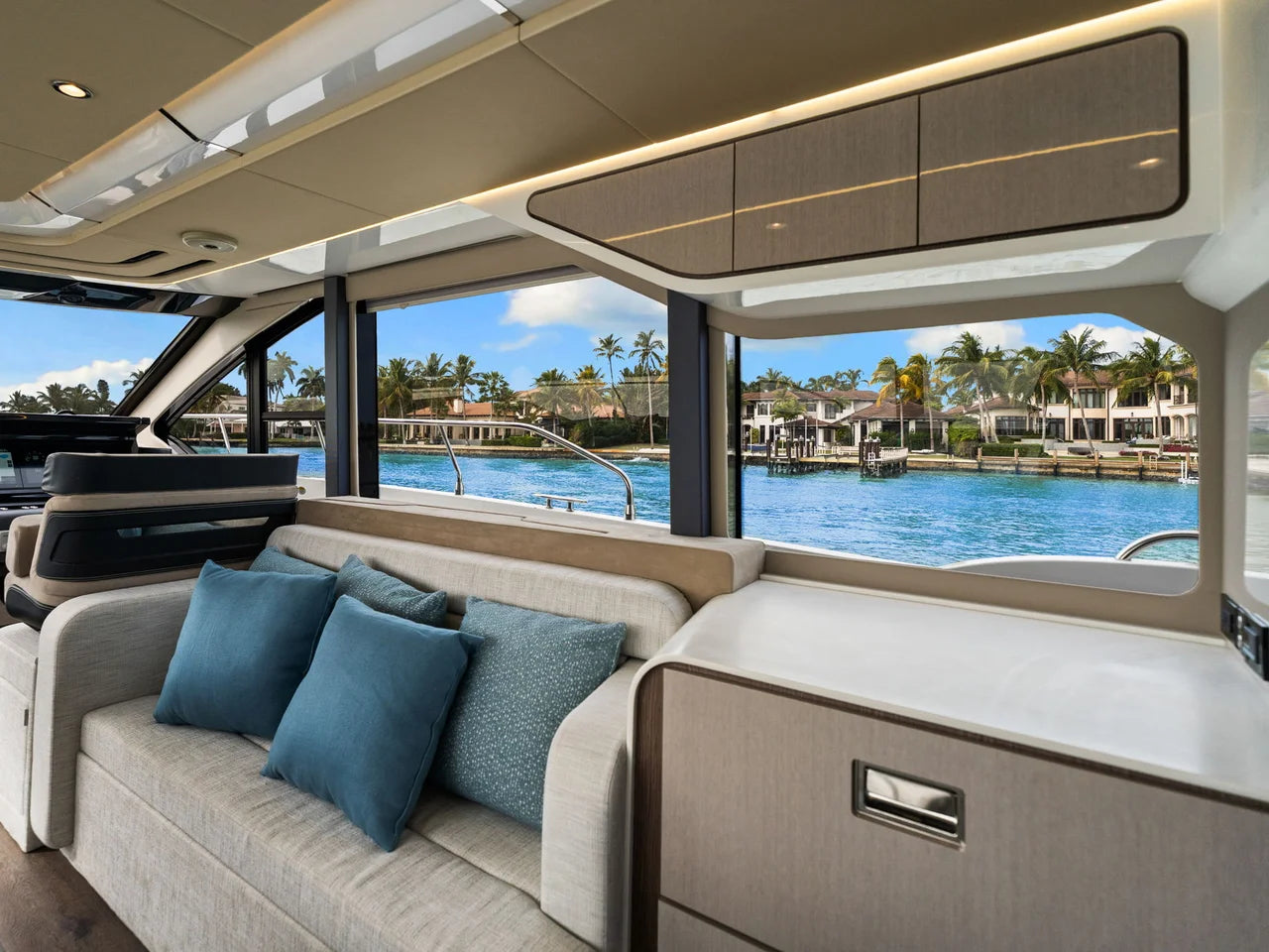 2026 Cruisers Yachts 57 FLY 57.0 feet, Miami, FL #28