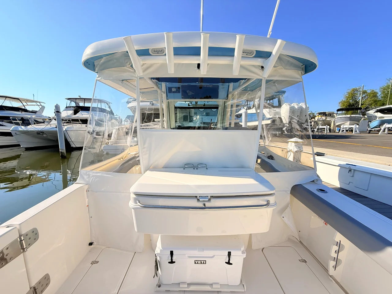 2026 Boston Whaler 330 Outrage 33.0 feet, St Petersburg, FL #31