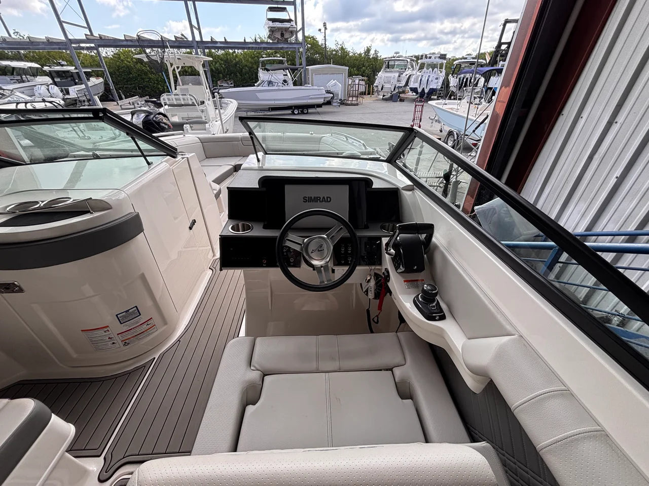 2026 Sea Ray SDX 290 Outboard 29.0 feet, Naples, Florida #14