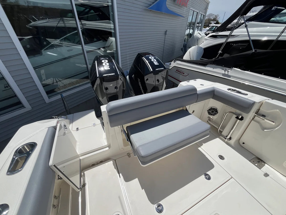 2026 Boston Whaler 280 Outrage 28.0 feet, Westbrook, Connecticut #5