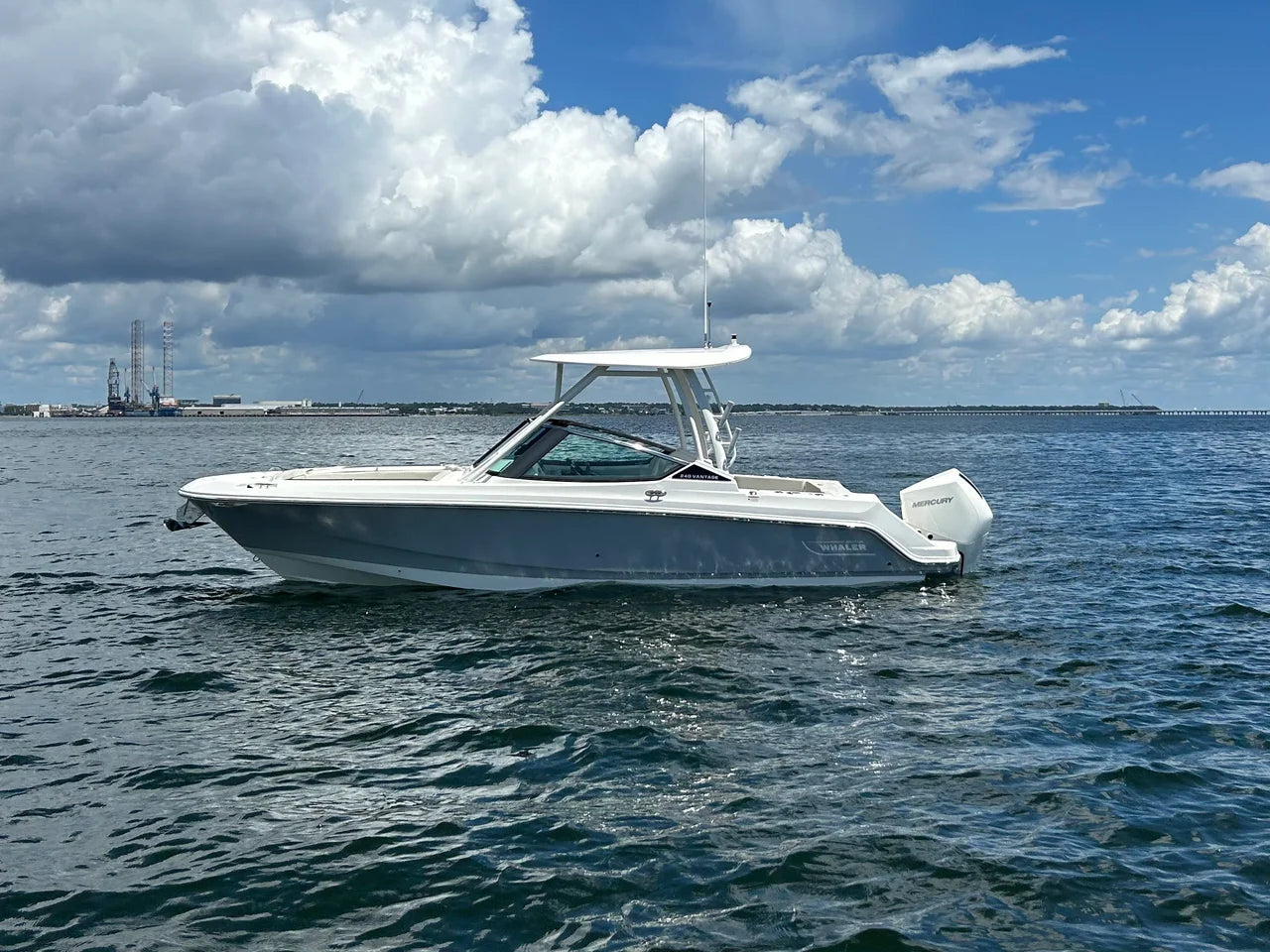 2027 Boston Whaler 240 Vantage 24.0 feet, Pensacola, Florida #1