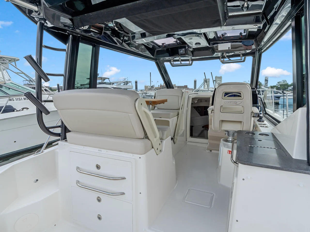 2026 Boston Whaler 325 Conquest 32.0 feet, Quincy, MA #15